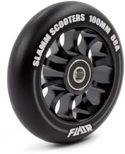 Stuntstep Wiel Aluminium 100mm Slamm Flair 2.0 Met Abec 9 Lagers In Color Zwart -Bekende Speelgoed Winkel SL580 2 Slamm 100mm Flair 2.0 Alloy Core Wheel Black Side speelactief.nl