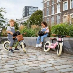 BERG BIKY Retro Pink Loopfiets 12 ” Inch Luchtbanden -Bekende Speelgoed Winkel bergtoys biky retro pink 12 inch loopfiets speelactief.nl berg 6