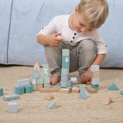 Little Dutch Houten Blokkenton Blauw LittleDutch -Bekende Speelgoed Winkel little dutch 4413 blauw houten blokken in ton 3