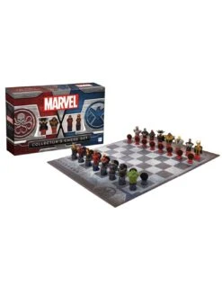 USAopoly Marvel Chess