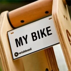 Naamplaatje Wishbonebike Met Letterstickers -Bekende Speelgoed Winkel naamplaatje wishbonebike loopfiets 2