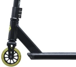 Stuntstep Slamm Classic V8 Yellow -Bekende Speelgoed Winkel slamm classic v8 yellow 3