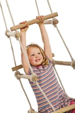 Touwladder 4-zijdig (PP-touwenset) 9 Touwladder 4-zijdig (PP-touwenset) -Bekende Speelgoed Winkel touwladder 4 zijdig 2 1 scaled 1